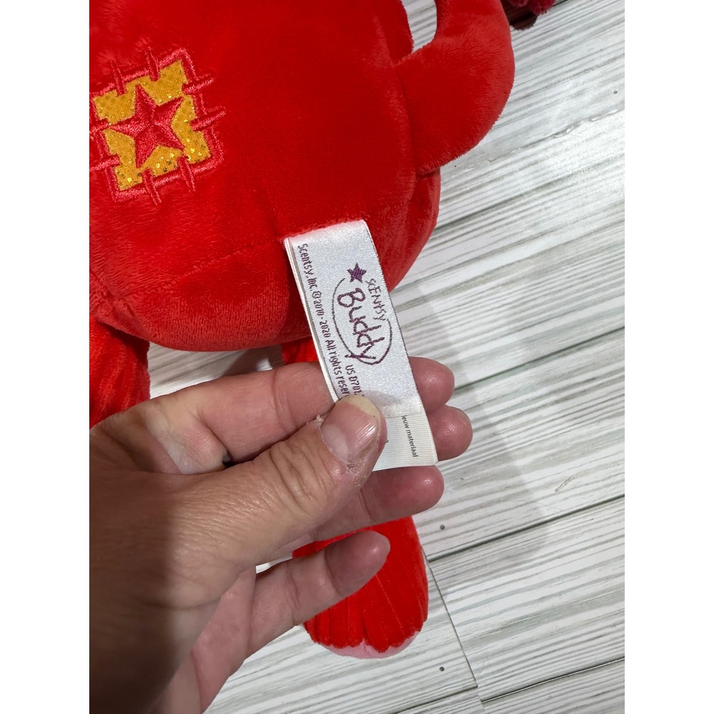Disney Mulan Mushu Scentsy Buddy Red Dragon Plush Toy Zipper Scent Pak Pocket - Picture 4 of 7